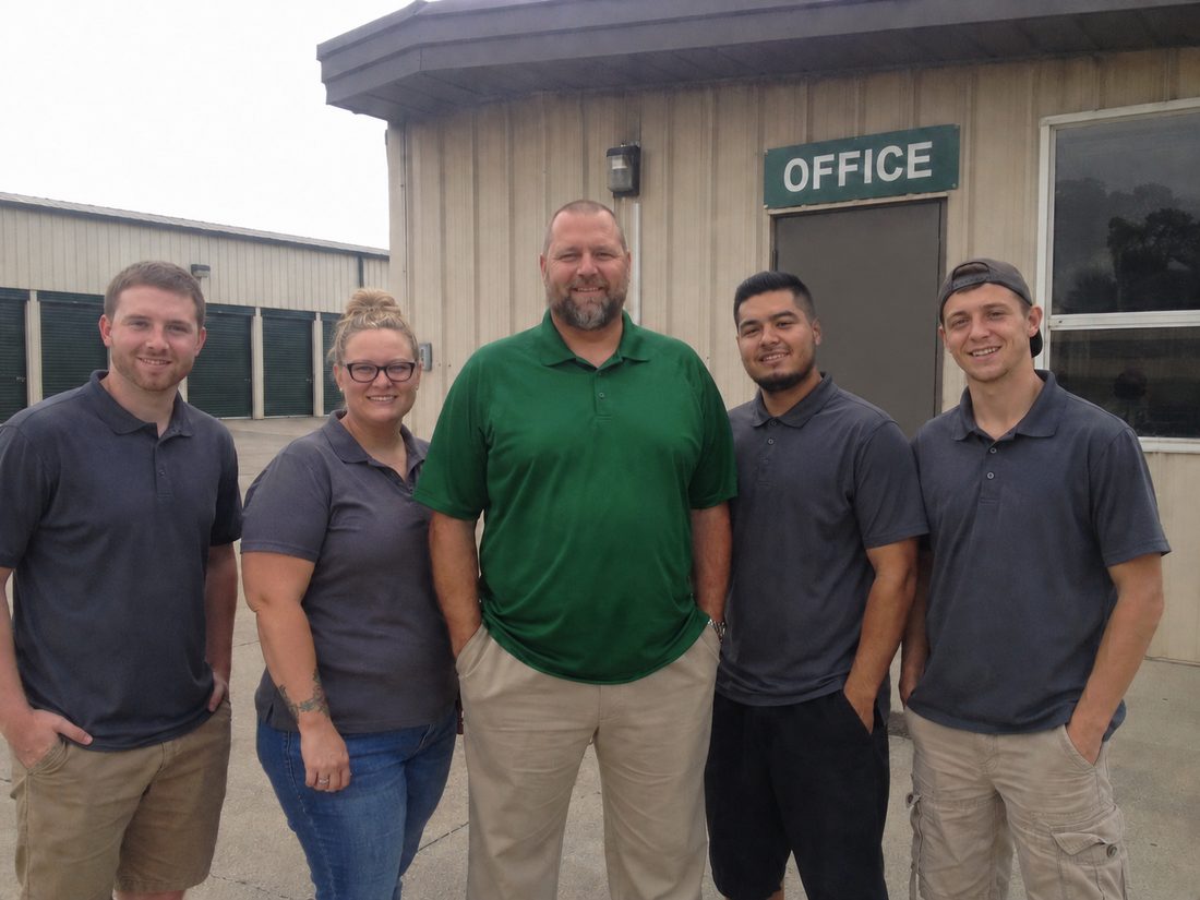 Pest control professionals in Jeffersonville, IN